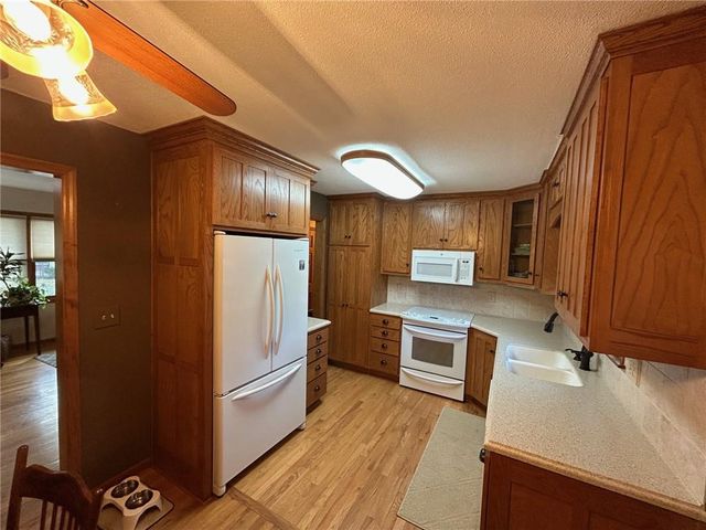 3700 Randall Drive, Independence, MO 64055