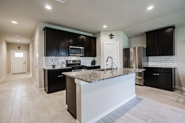 13005 Oleander Bay Lane, La Marque, TX 77568