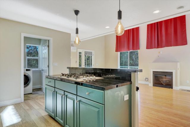 17296 Oscar Dr, Grass Valley, CA 95949