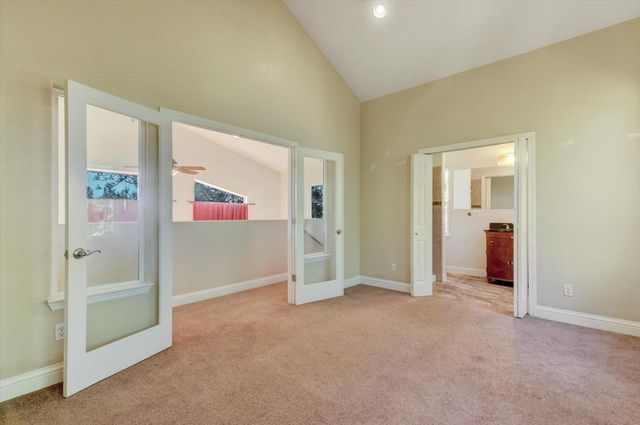 17296 Oscar Dr, Grass Valley, CA 95949