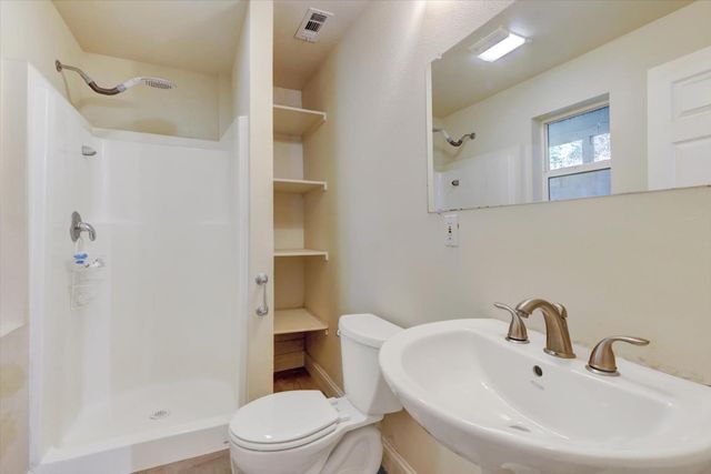 17296 Oscar Dr, Grass Valley, CA 95949