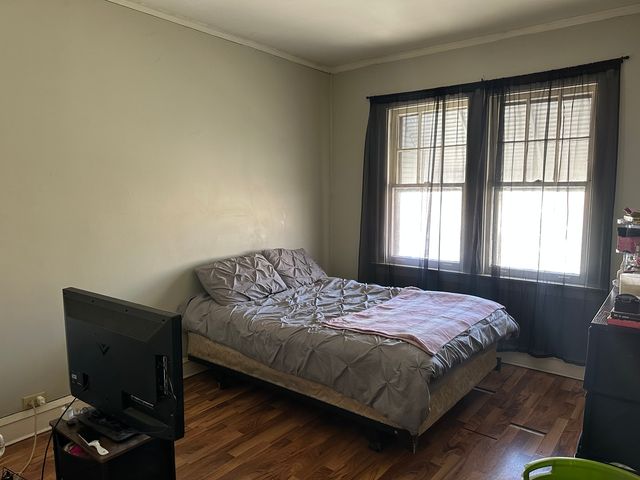 14132 S State Street, Riverdale, IL 60827