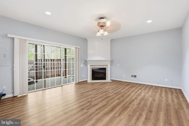 12880 FAIR VALLEY CT, Fairfax, VA 22033