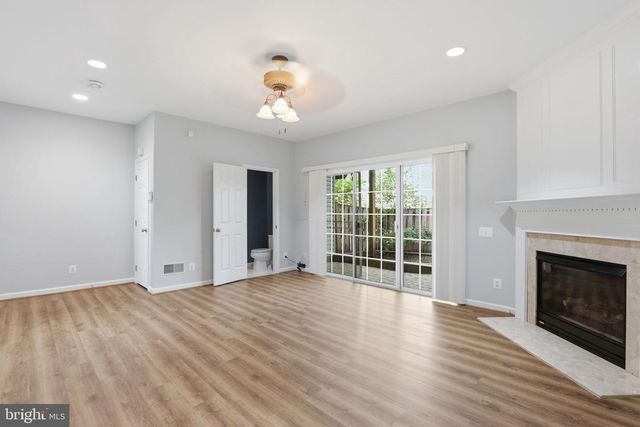 12880 FAIR VALLEY CT, Fairfax, VA 22033
