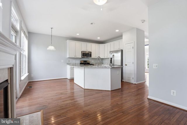 12880 FAIR VALLEY CT, Fairfax, VA 22033