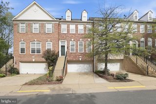 12880 FAIR VALLEY CT, Fairfax, VA 22033