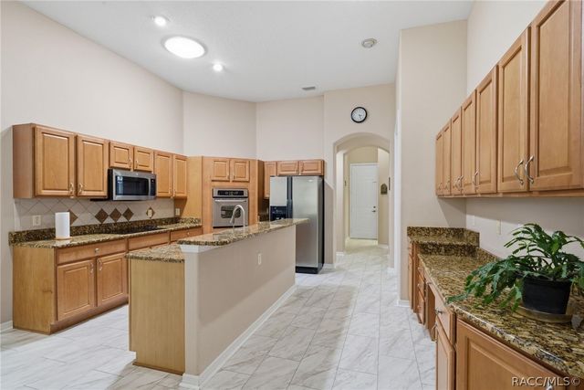 1038 W Rollingwood Court, Hernando, FL 34442