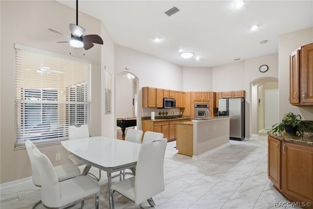 1038 W Rollingwood Court, Hernando, FL 34442
