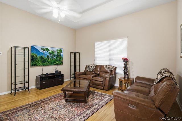 1038 W Rollingwood Court, Hernando, FL 34442