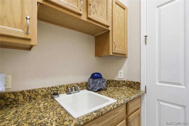 1038 W Rollingwood Court, Hernando, FL 34442