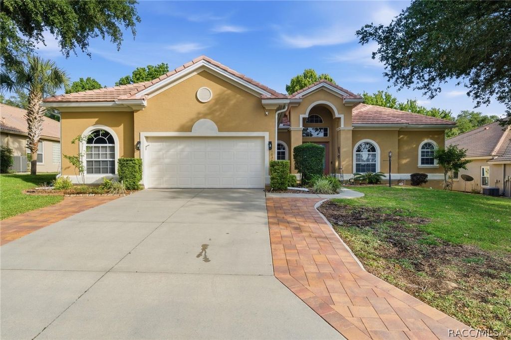 1038 W Rollingwood Court, Hernando, FL 34442