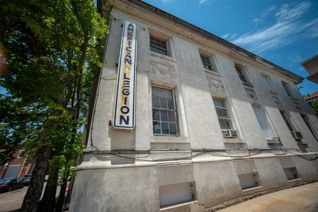26 NE 2nd, Paris, TX 75460