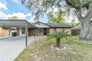 715 E Twickenham Trail, Houston, TX 77076