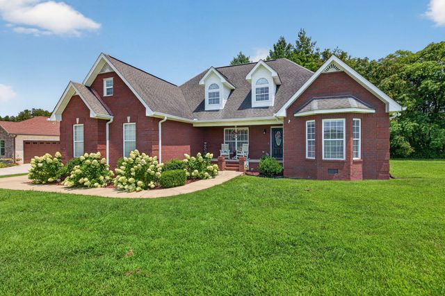 1005 Heathwood West Dr, Cookeville, TN 38506