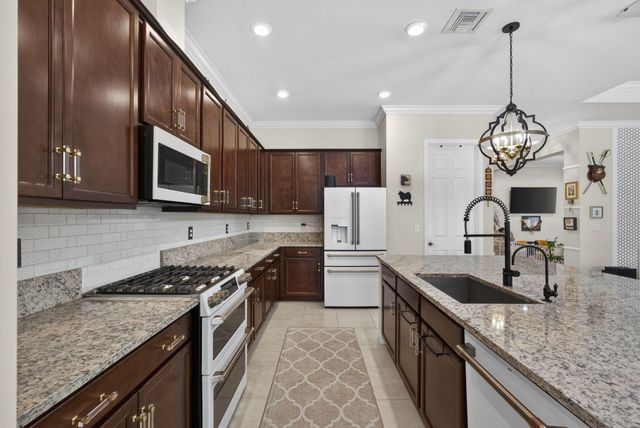 1010 Sweetgrass Street, Loxahatchee, FL 33470