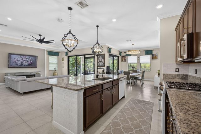 1010 Sweetgrass Street, Loxahatchee, FL 33470