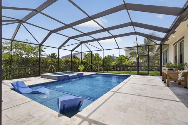 1010 Sweetgrass Street, Loxahatchee, FL 33470
