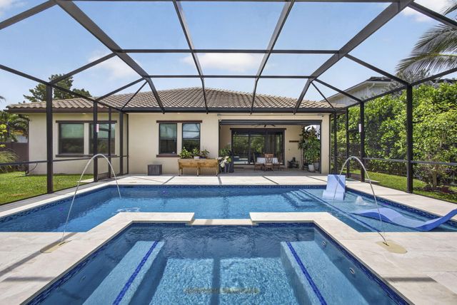 1010 Sweetgrass Street, Loxahatchee, FL 33470