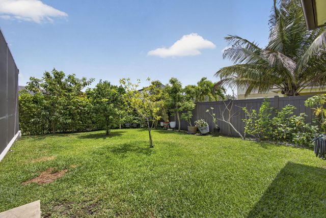 1010 Sweetgrass Street, Loxahatchee, FL 33470