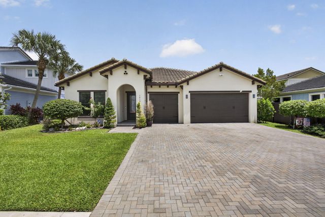 1010 Sweetgrass Street, Loxahatchee, FL 33470