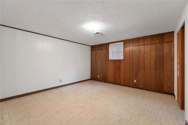 9384 Grimes Drive, Rogers, AR 72756