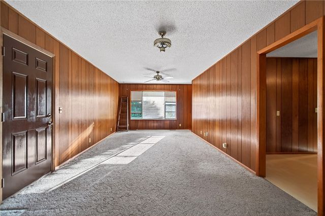 9384 Grimes Drive, Rogers, AR 72756
