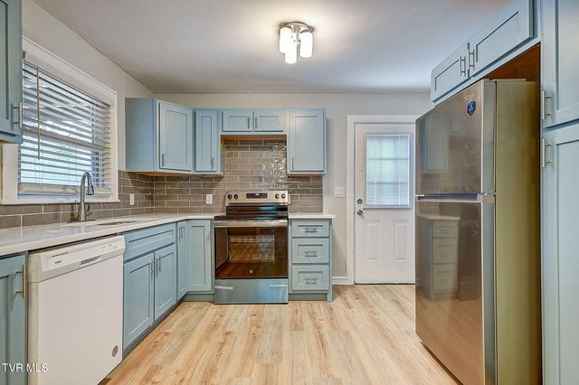 2012 Woodbine Street, Kingsport, TN 37660