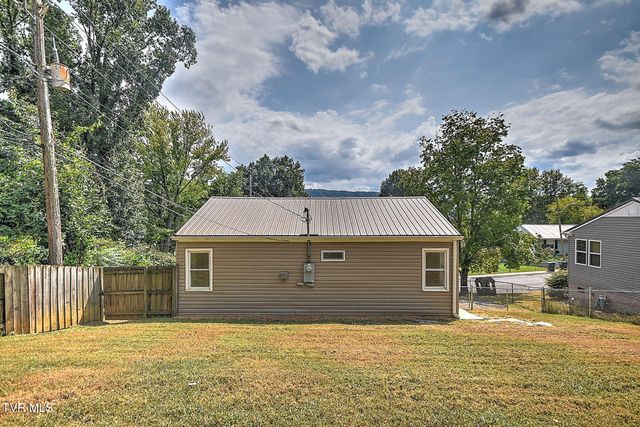 2012 Woodbine Street, Kingsport, TN 37660