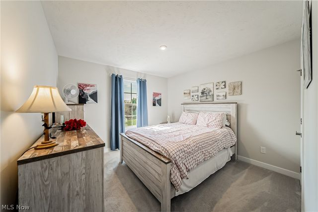 34691 Legends Way, Grafton, OH 44044