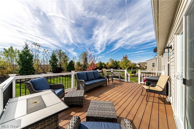 34691 Legends Way, Grafton, OH 44044