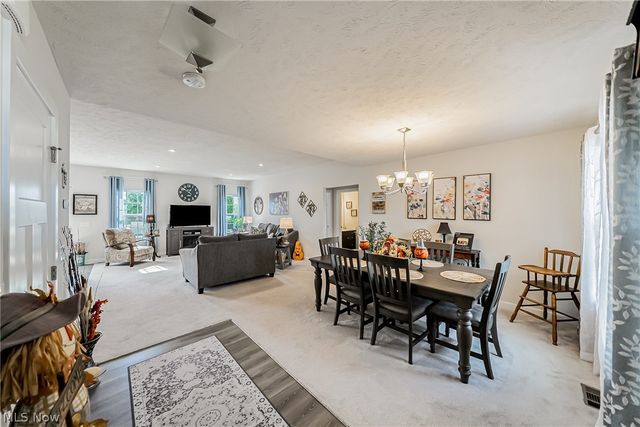 34691 Legends Way, Grafton, OH 44044