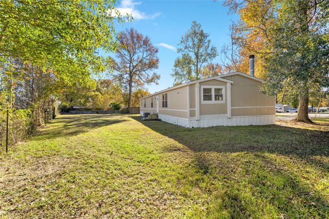 13074 Aspen Way Court, Willis, TX 77318