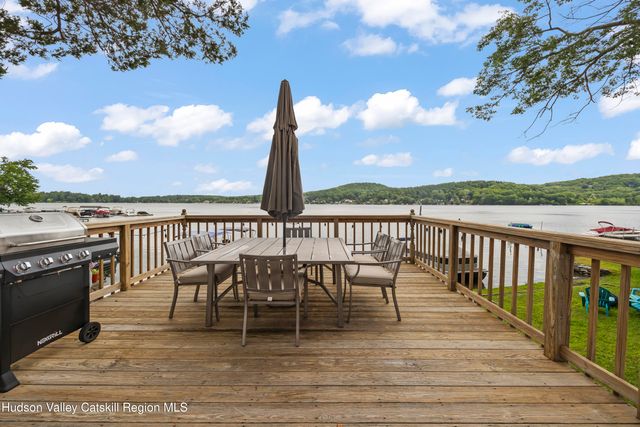 44 SW Colony Road, Hillsdale, NY 12529