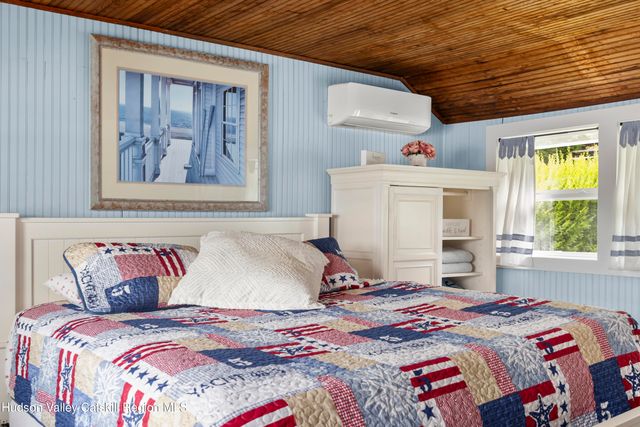 44 SW Colony Road, Hillsdale, NY 12529