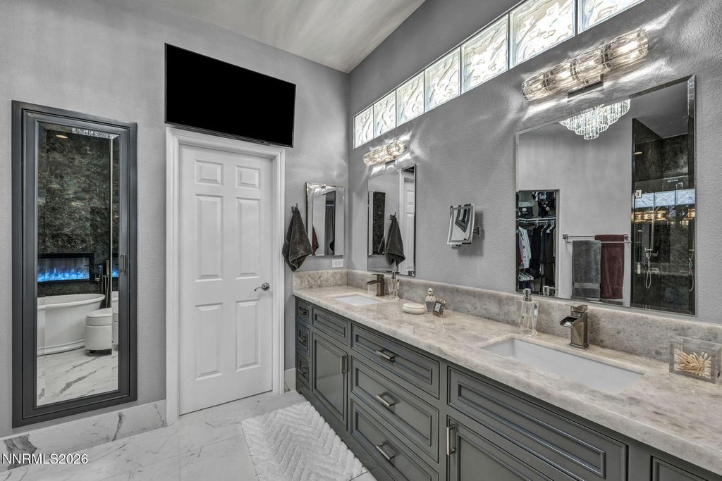 Image 18 of property listing at 4530 Tosco Drive, Reno, NV 89509