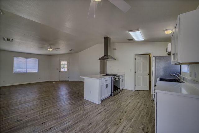 5389 S Tierra Linda Drive, Fort Mohave, AZ 86426