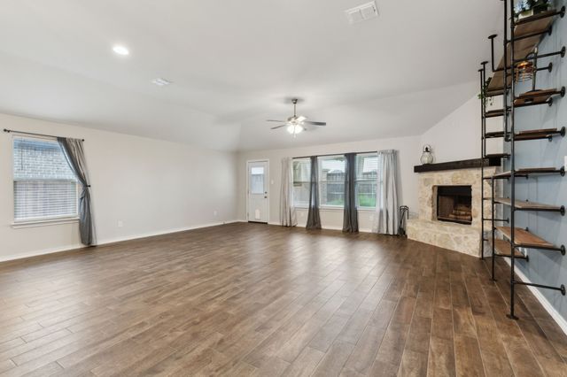 3421 Riverside Drive, Aubrey, TX 76227