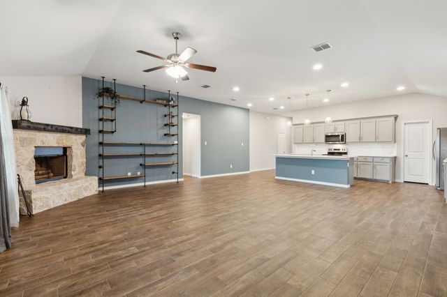 3421 Riverside Drive, Aubrey, TX 76227