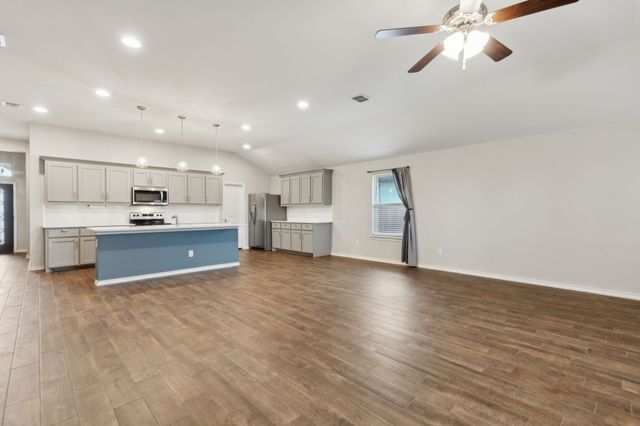 3421 Riverside Drive, Aubrey, TX 76227