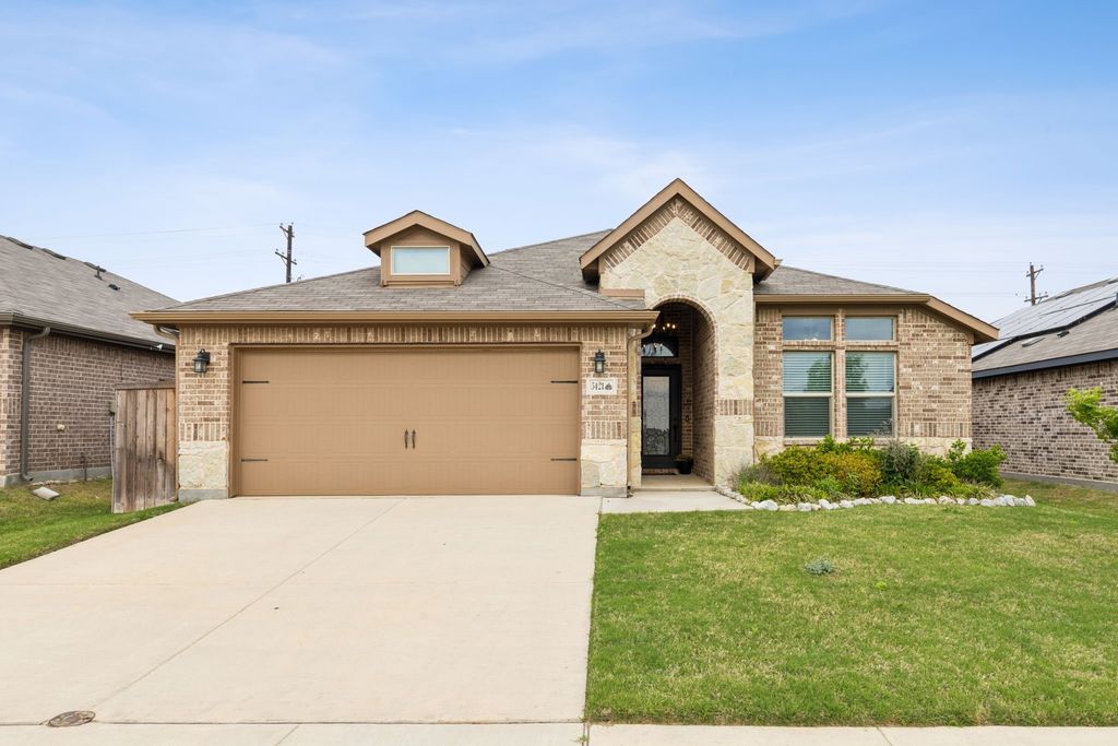 3421 Riverside Drive, Aubrey, TX 76227