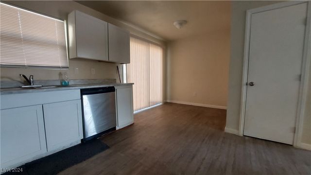 5116 Gray Lane F, Las Vegas, NV 89119