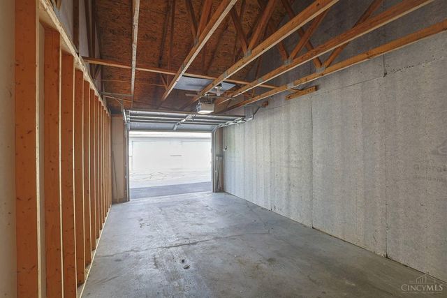 10300 West Road, Harrison, OH 45030