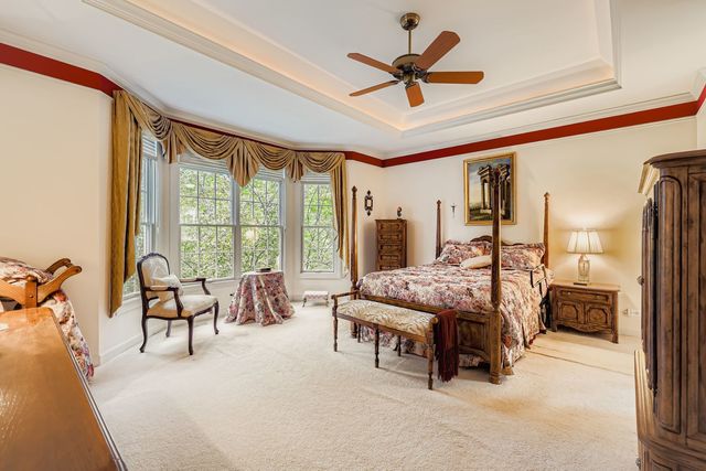 1026 Heron Way, Woodstock, IL 60098