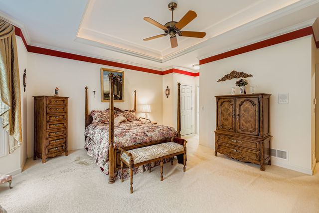 1026 Heron Way, Woodstock, IL 60098