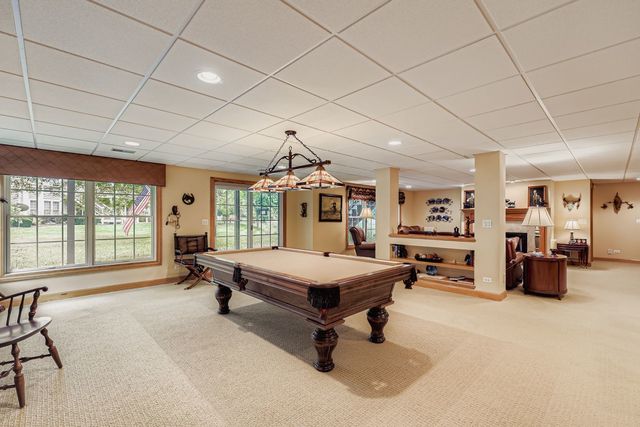 1026 Heron Way, Woodstock, IL 60098