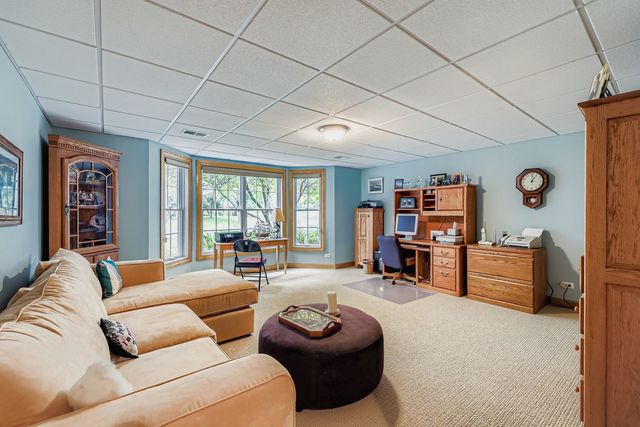 1026 Heron Way, Woodstock, IL 60098