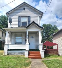 1708 Moravia Street, New Castle, PA 16101