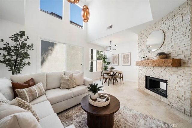 84 Hawaii Drive, Aliso Viejo, CA 92656