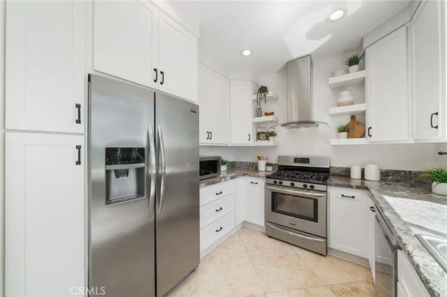 84 Hawaii Drive, Aliso Viejo, CA 92656