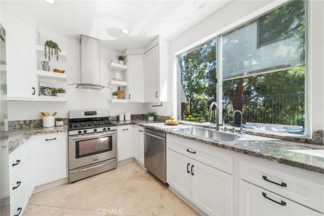 84 Hawaii Drive, Aliso Viejo, CA 92656